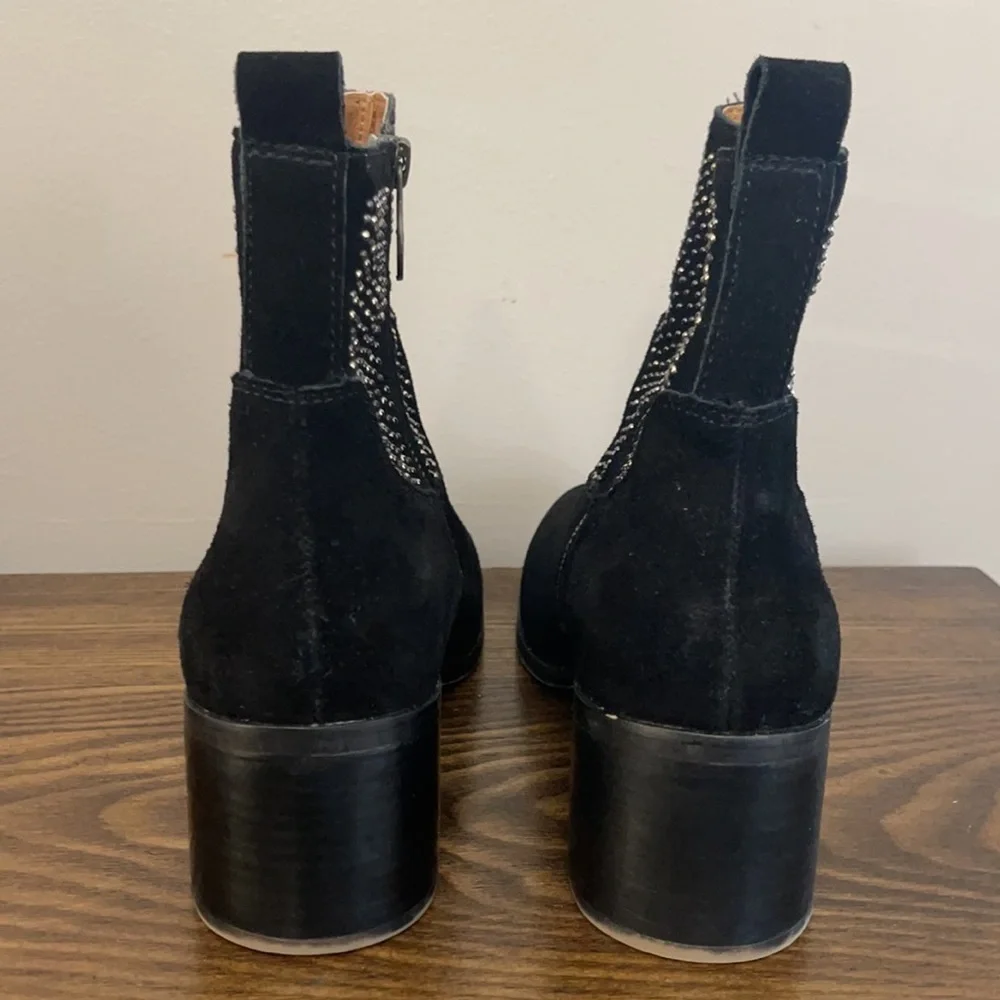 Latigo Dosa Black Suede Studded Booties